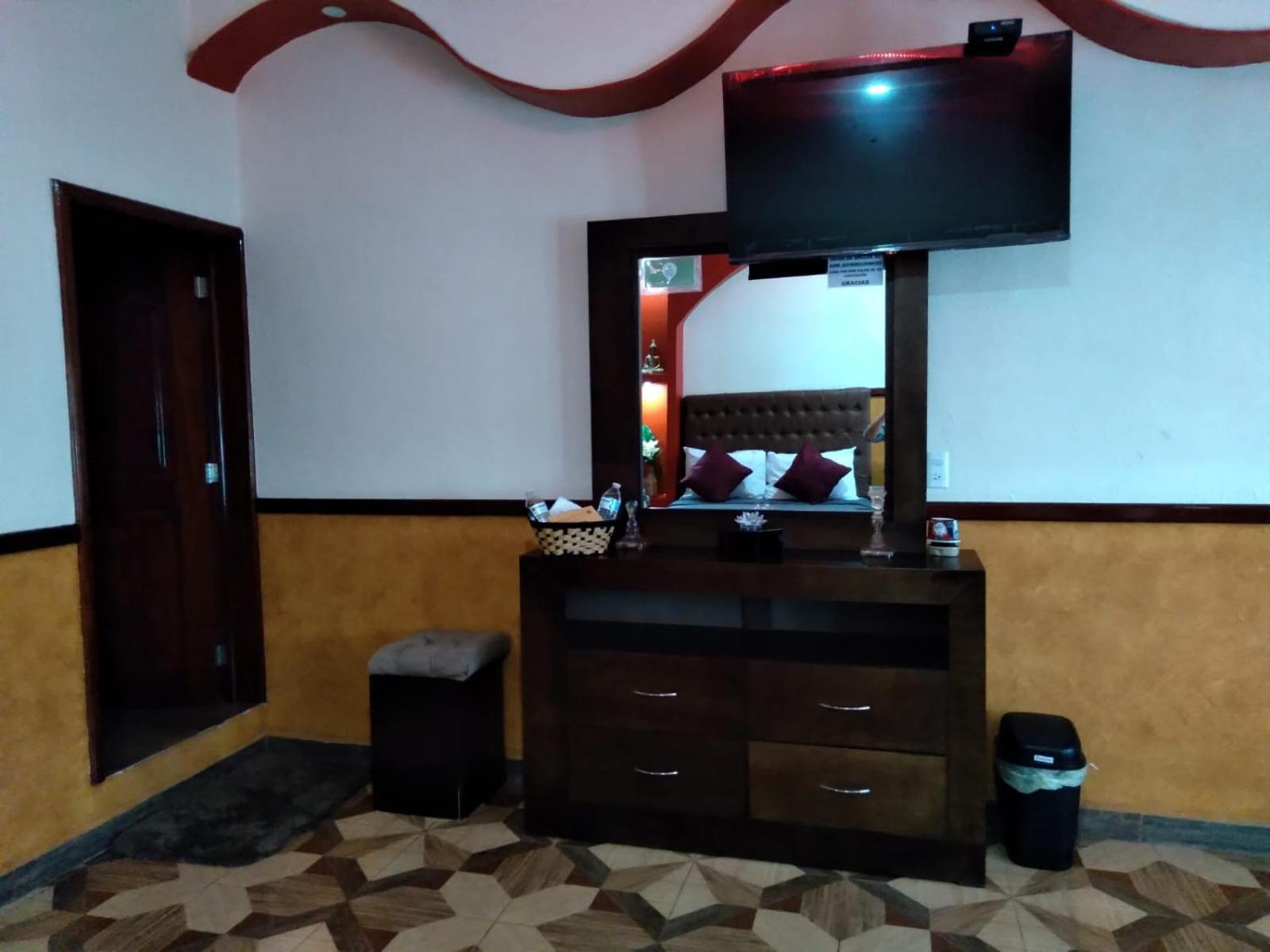 Hotel La Cueva Del Pirata Касітас Екстер'єр фото